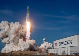 SpaceX Just Made Lunar Trips 80% Cheaper